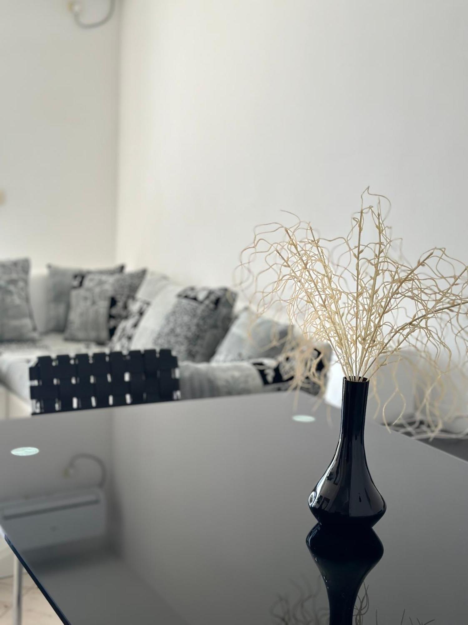 Tini Sea View Apartment Sarande Bagian luar foto